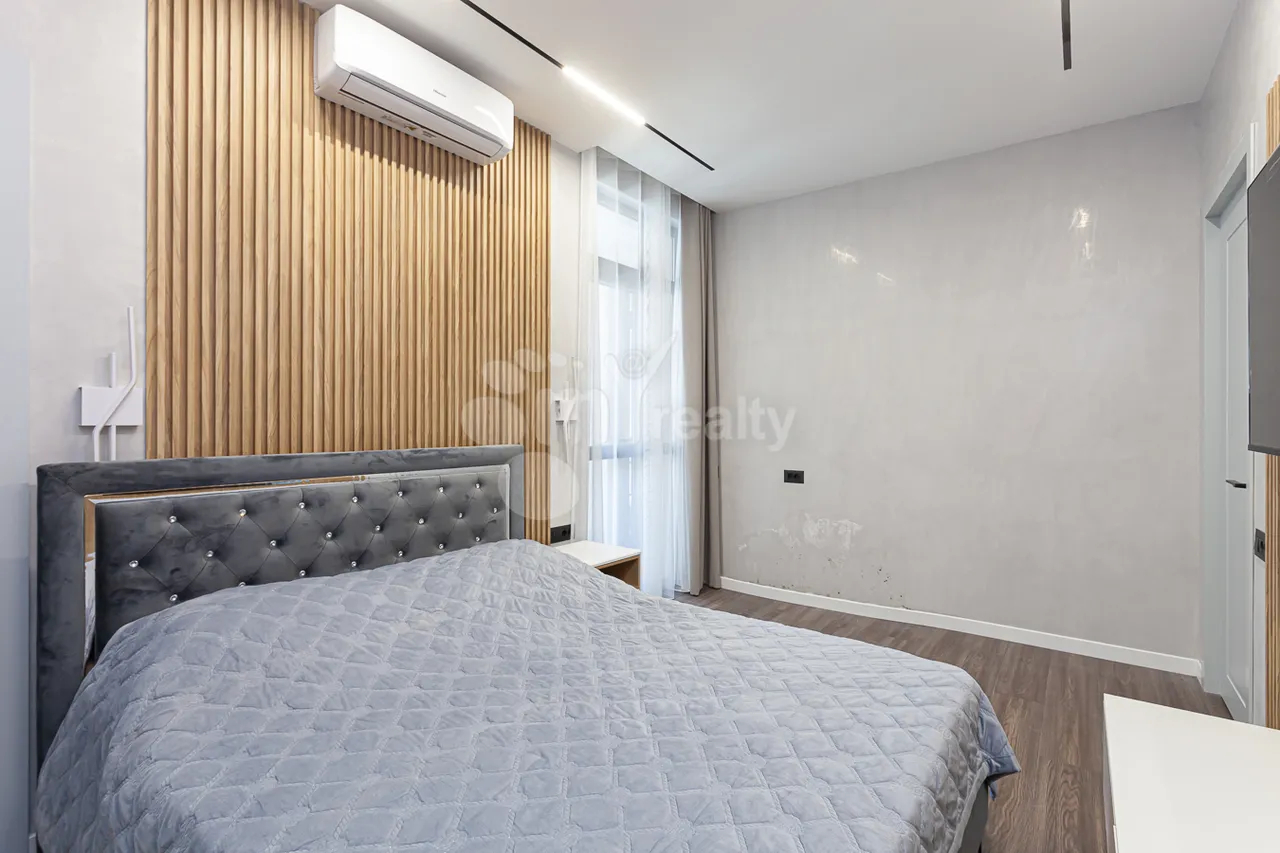 3 bedroom apartment for rent Arshakunyats Ave, Center Yerevan, 161054