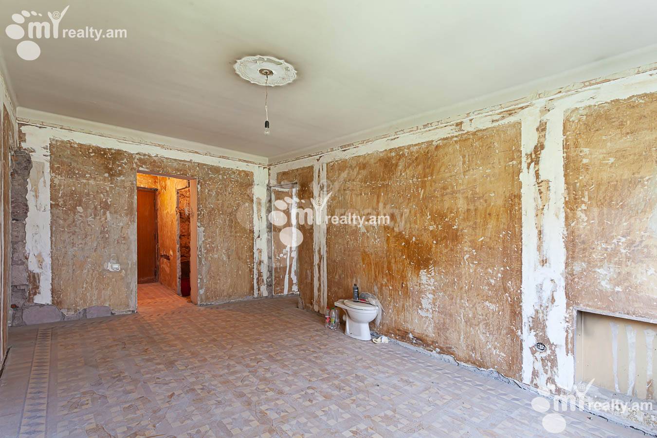 2 bedroom apartment for sale Heratsi St, Center Yerevan, 153129