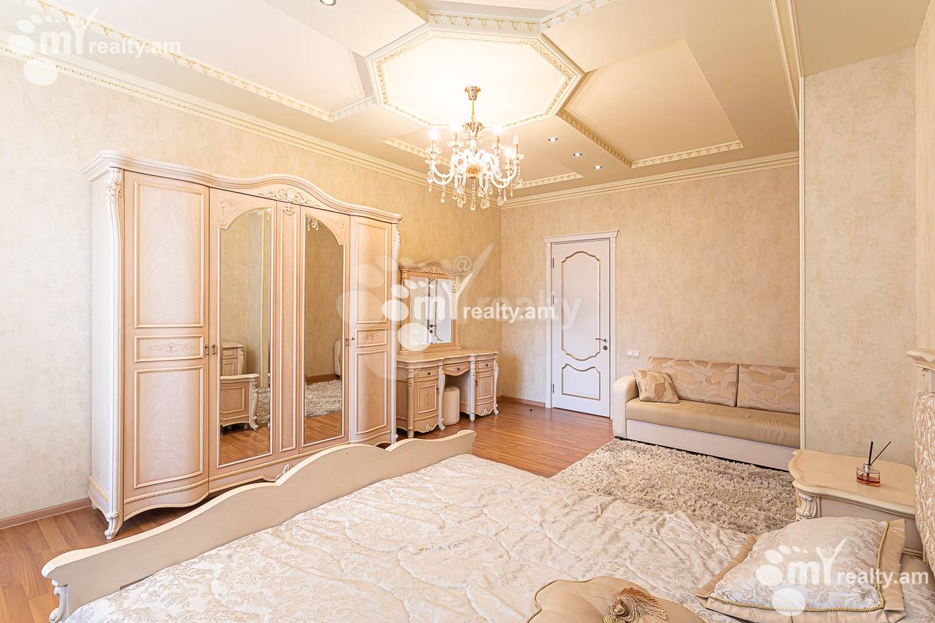 Снять 4 комнатную квартиру Северный пр, Центр Ереван, 156885