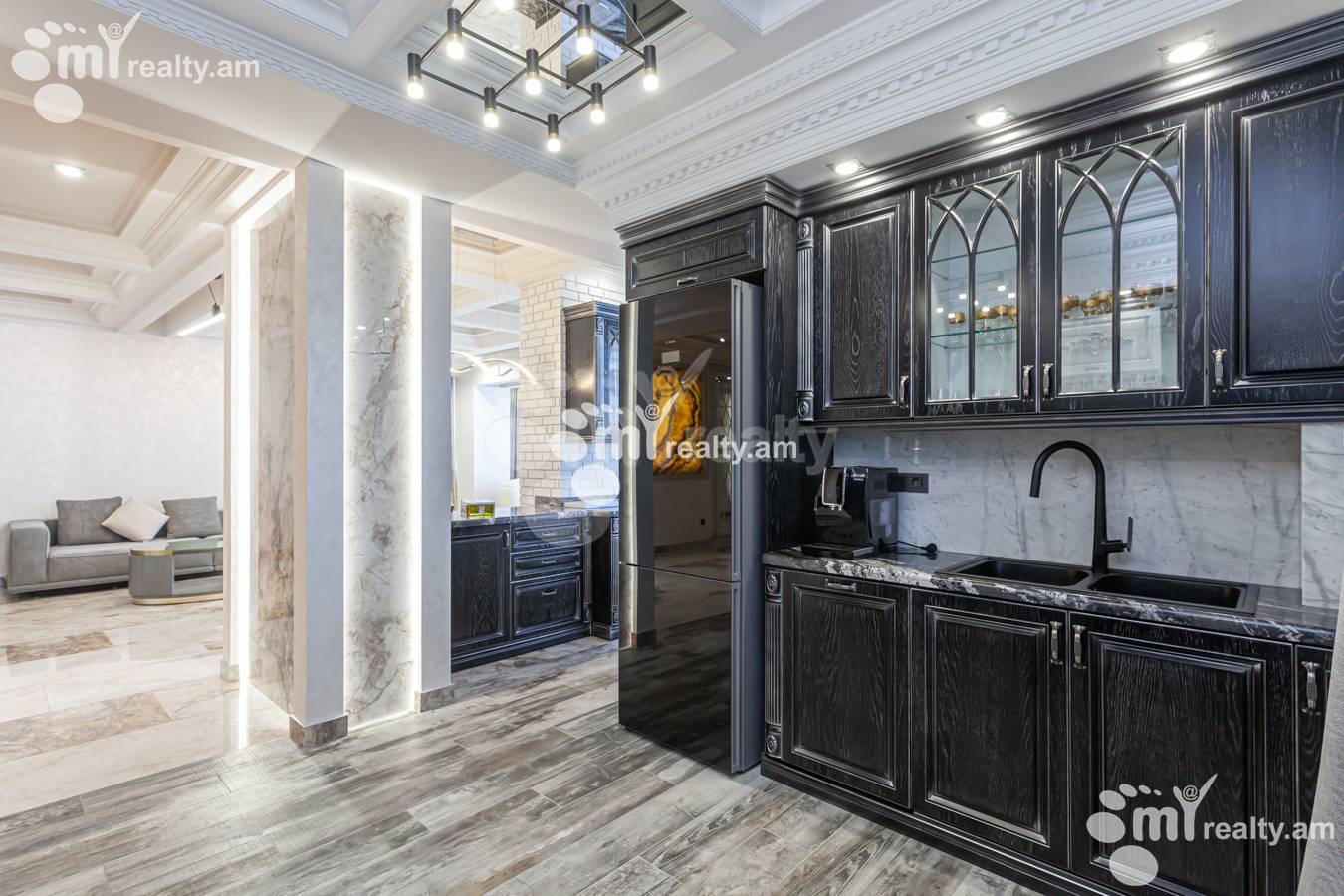 5 bedroom apartment for sale Tsitsernakaberd Highway, Center Yerevan, 149530