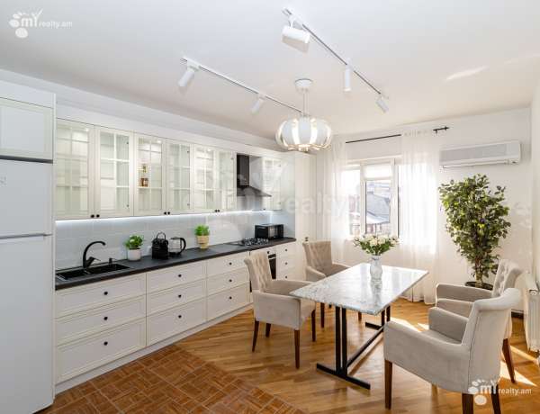 3-bedroom/apartment-for-sale/Moskovyan+St/Center/Yerevan