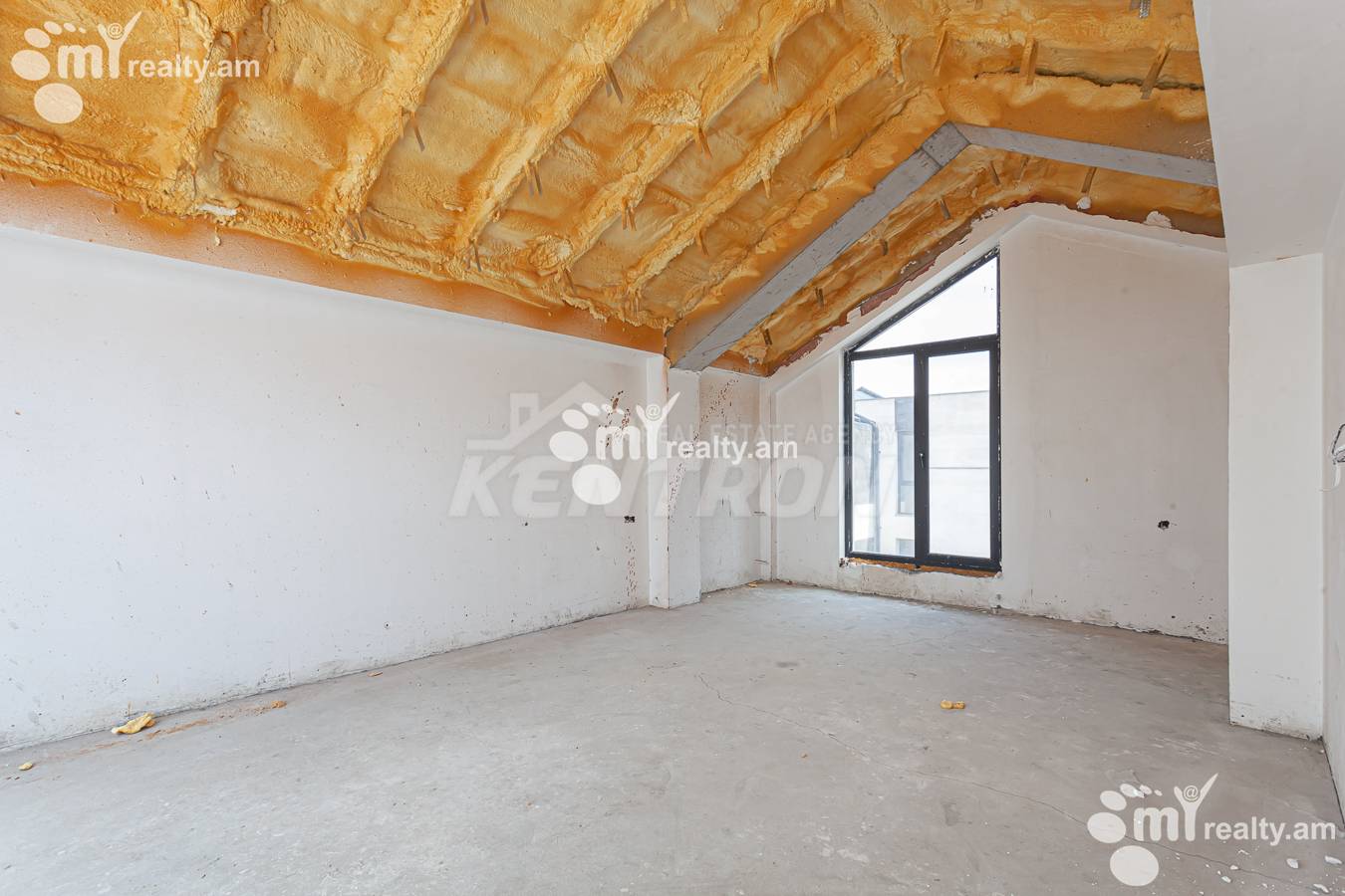 Առանձնատուն  Առինջ Բ 2-րդ փողոց, Աբովյան Կոտայք, 155935