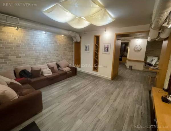 komercion-vacharq-Yerevan-Center