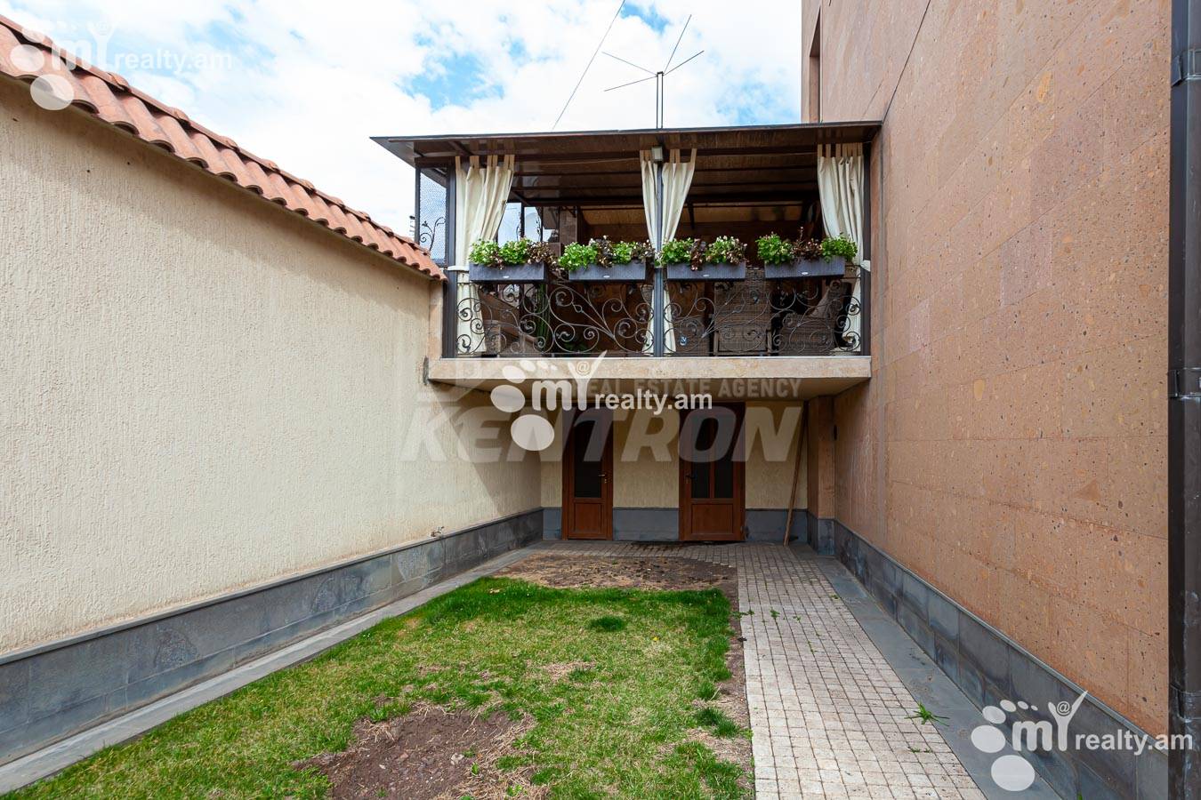 House for sale Sevqareci Saqo St, Arabkir Yerevan, 155113