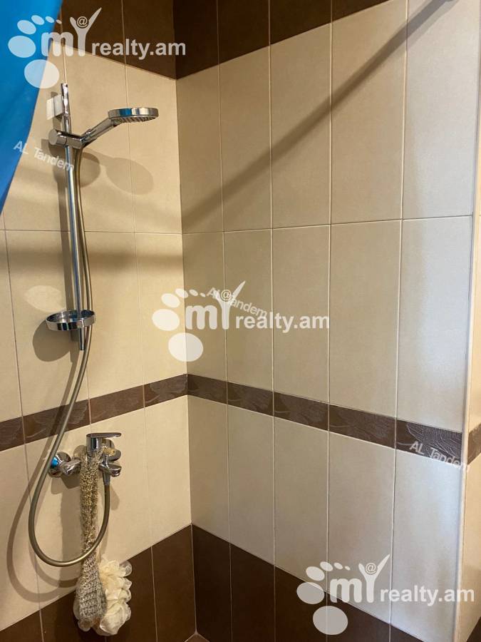 4 bedroom apartment for sale خیابان واهر. پاپازیان, عربگیر ایروان, 124834