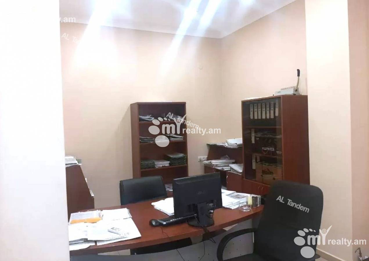 Commercial for sale خیابان آرگیشتی, مرکز شهر ایروان, 143332