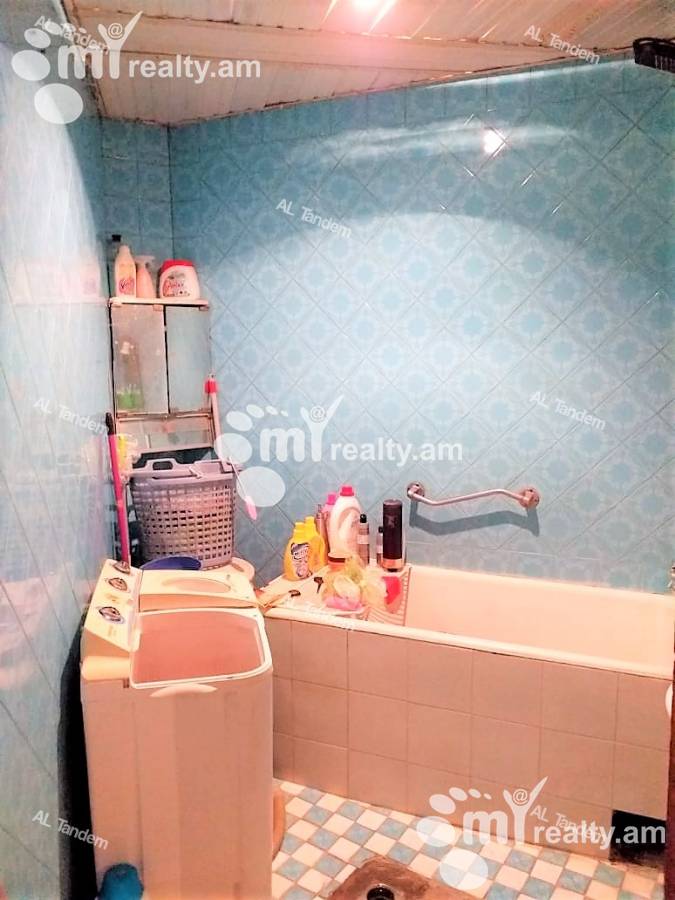 3 bedroom apartment for sale Nalbandyan St, Center Yerevan, 122893