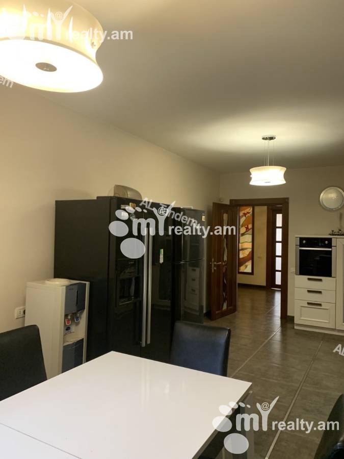 5 սենյականոց բնակարան վարձով Չարենցի փող, Կենտրոն Երևան, 155865