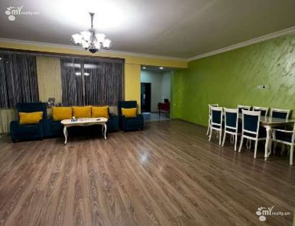 3-senyakanoc-bnakaran-vacharq-Yerevan-Erebuni