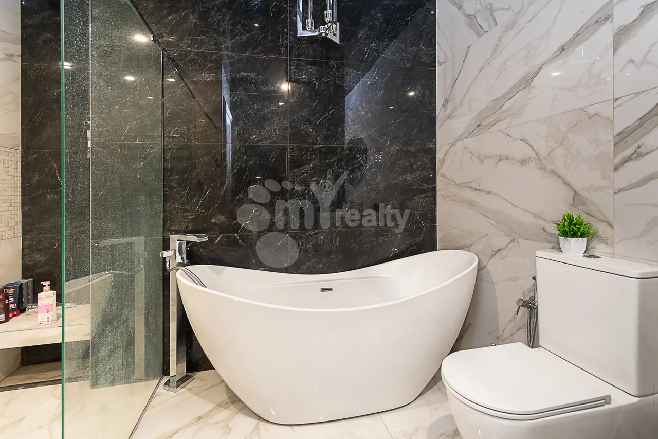 5 bedroom apartment for sale Tsitsernakaberd Highway, Center Yerevan, 161498