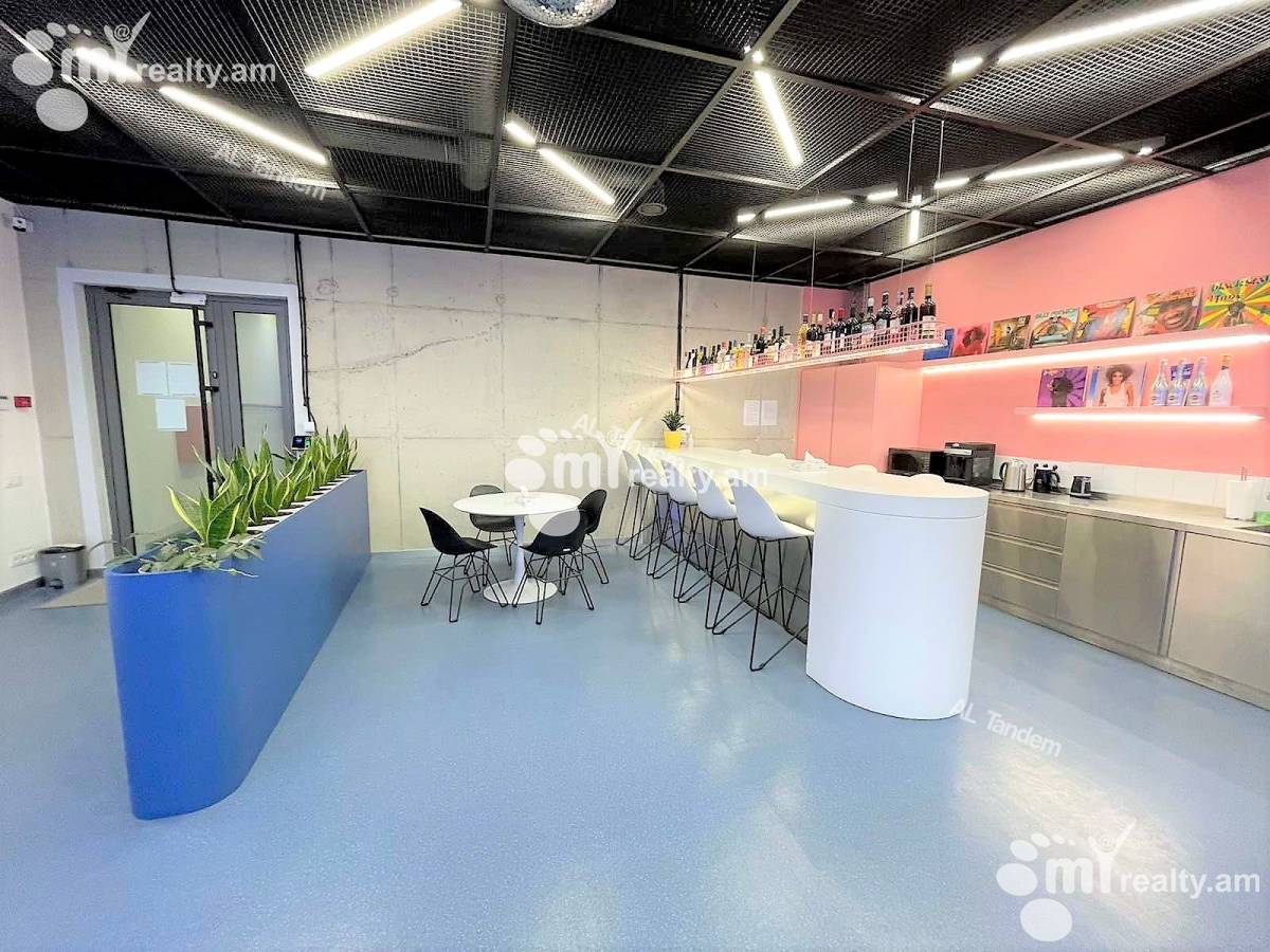 Commercial for rent خیابان امیریان, مرکز شهر ایروان, 127157