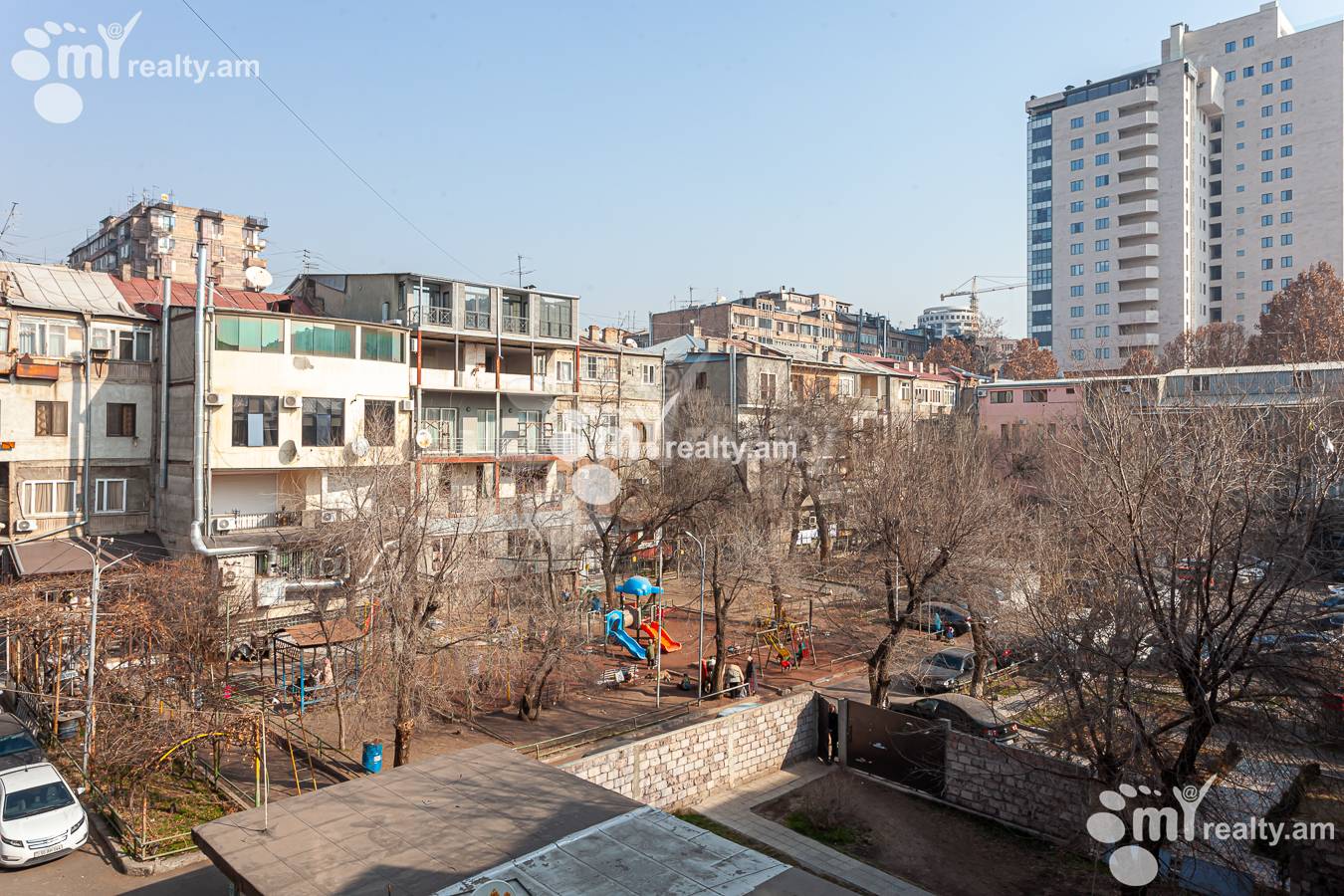 4 սենյականոց բնակարան  Մաշտոցի պող, Կենտրոն Երևան, 154549