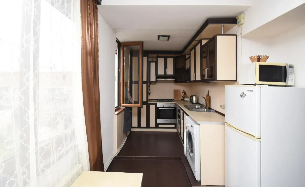 3 bedroom apartment for sale Azatutyan Ave, Arabkir Yerevan, 160405