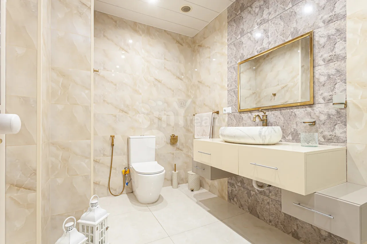 3 bedroom apartment for sale Argishti St, Center Yerevan, 157269