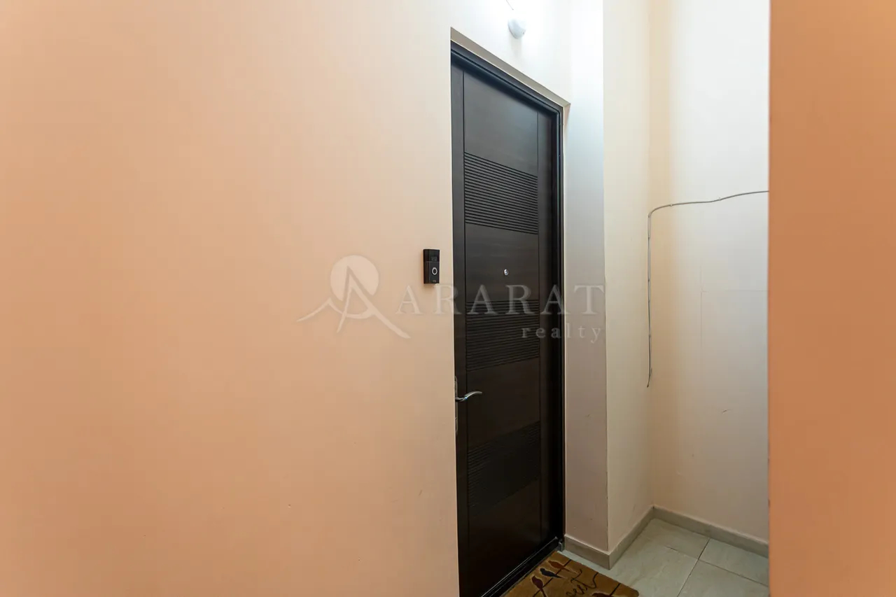4 bedroom apartment for sale خیابان آدونس, عربگیر ایروان, 159645