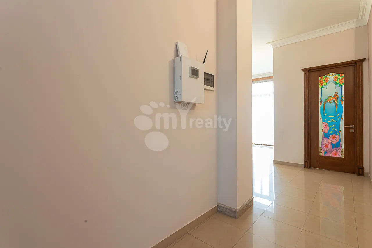House for sale خیابان زاراف آقبیور, آوان ایروان, 159132