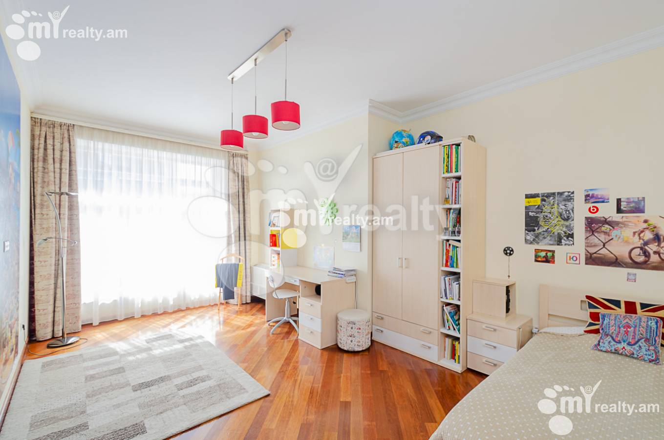 4 սենյականոց բնակարան  Հյուսիսային պող, Կենտրոն Երևան, 136507