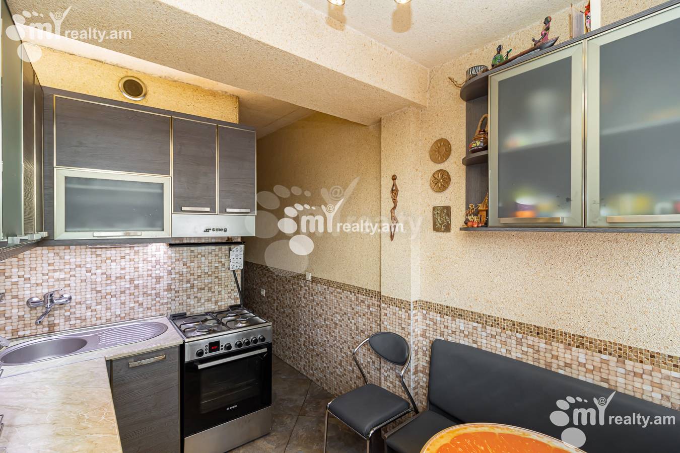 Купить 4 комнатную квартиру А. Хачатурян ул, Арабкир Ереван, 151519