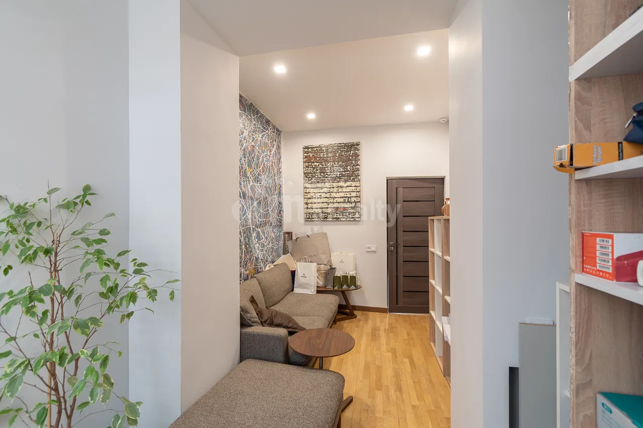 3 bedroom apartment for sale Tamanyan St, Center Yerevan, 158804