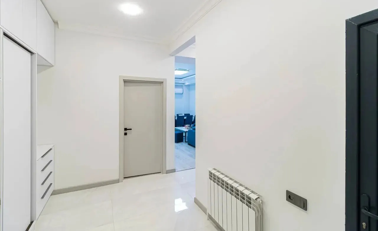 3 bedroom apartment for sale Paruyr Sevak  dis. 17 street, Avan Yerevan, 158523