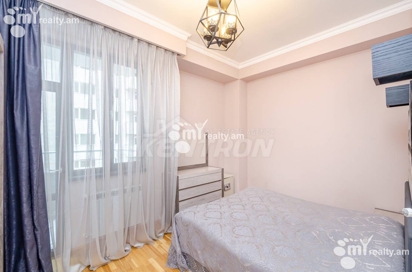 Купить 4 комнатную квартиру Севак ул, Канакер-Зейтун Ереван, 153147