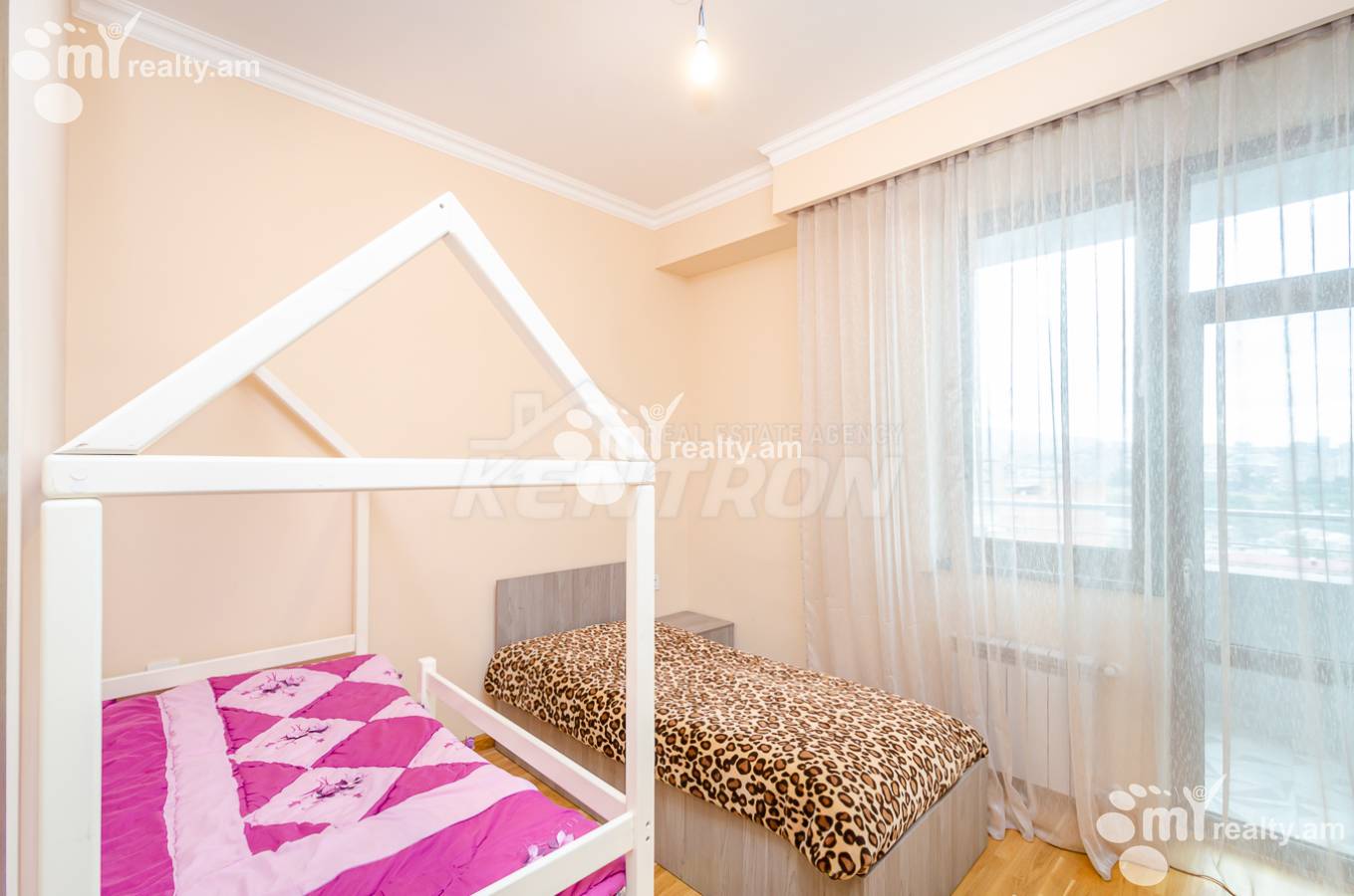 Купить 4 комнатную квартиру Севак ул, Канакер-Зейтун Ереван, 153147