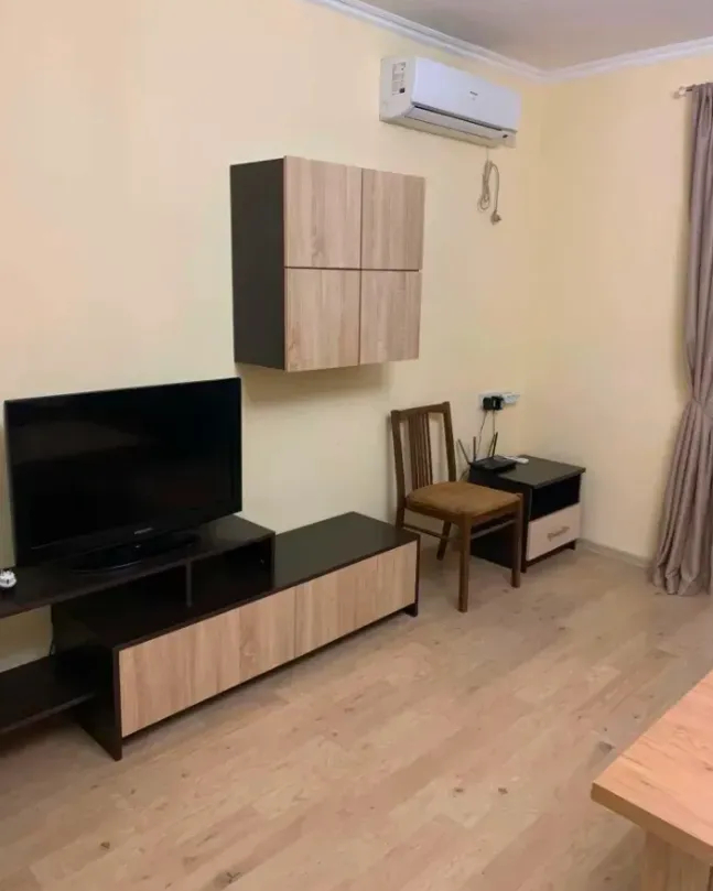 3 bedroom apartment for rent Tumanyan St, Center Yerevan, 161327