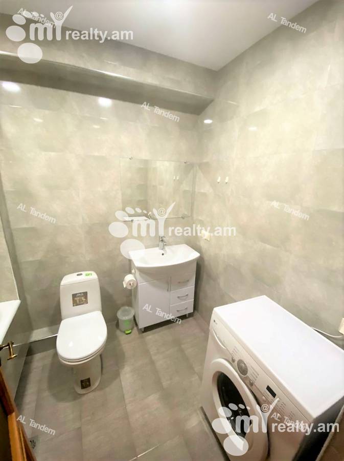 3 bedroom apartment for sale Mashtots Ave, Center Yerevan, 122464
