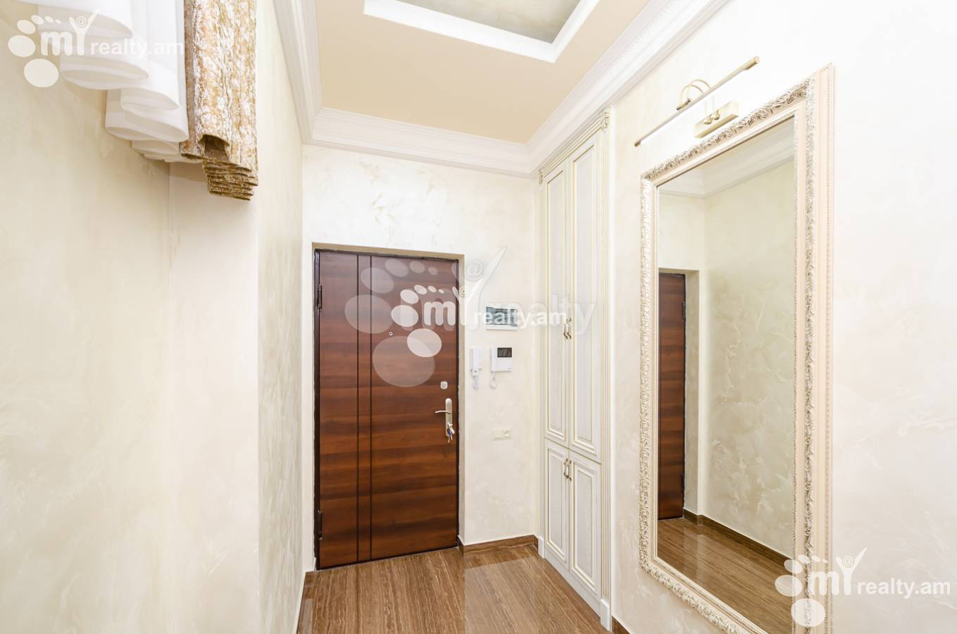 2 սենյականոց բնակարան վարձով Խորենացու փող, Կենտրոն Երևան, 151818