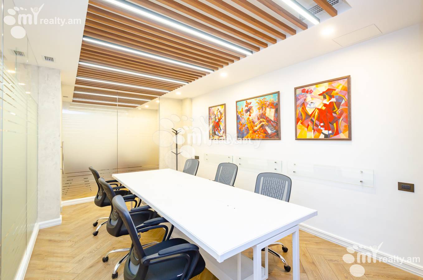 Снять коммерческoе помещение Амирян ул, Центр Ереван, 148575