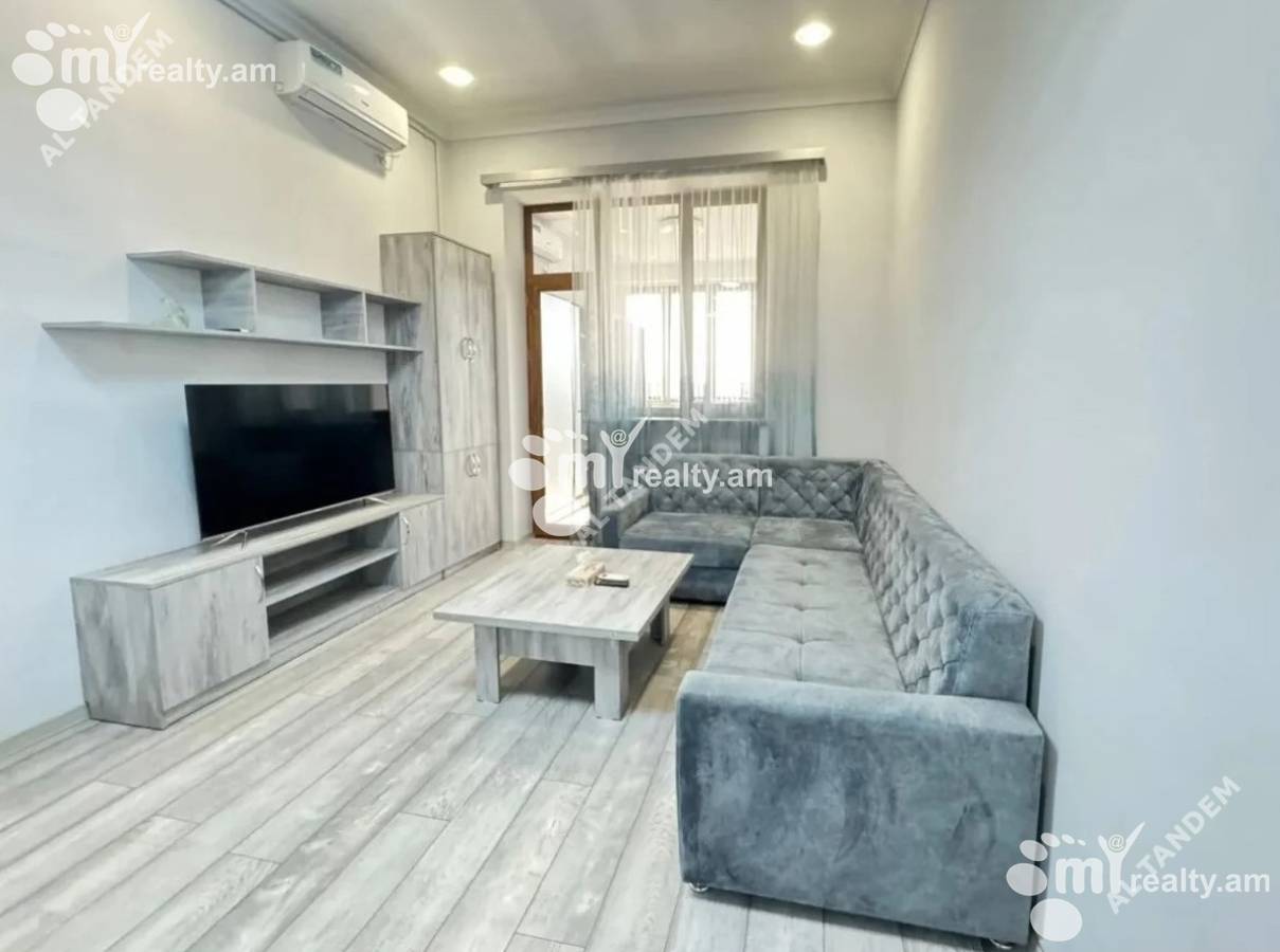 3 bedroom apartment for rent Argishti St, Center Yerevan, 154715