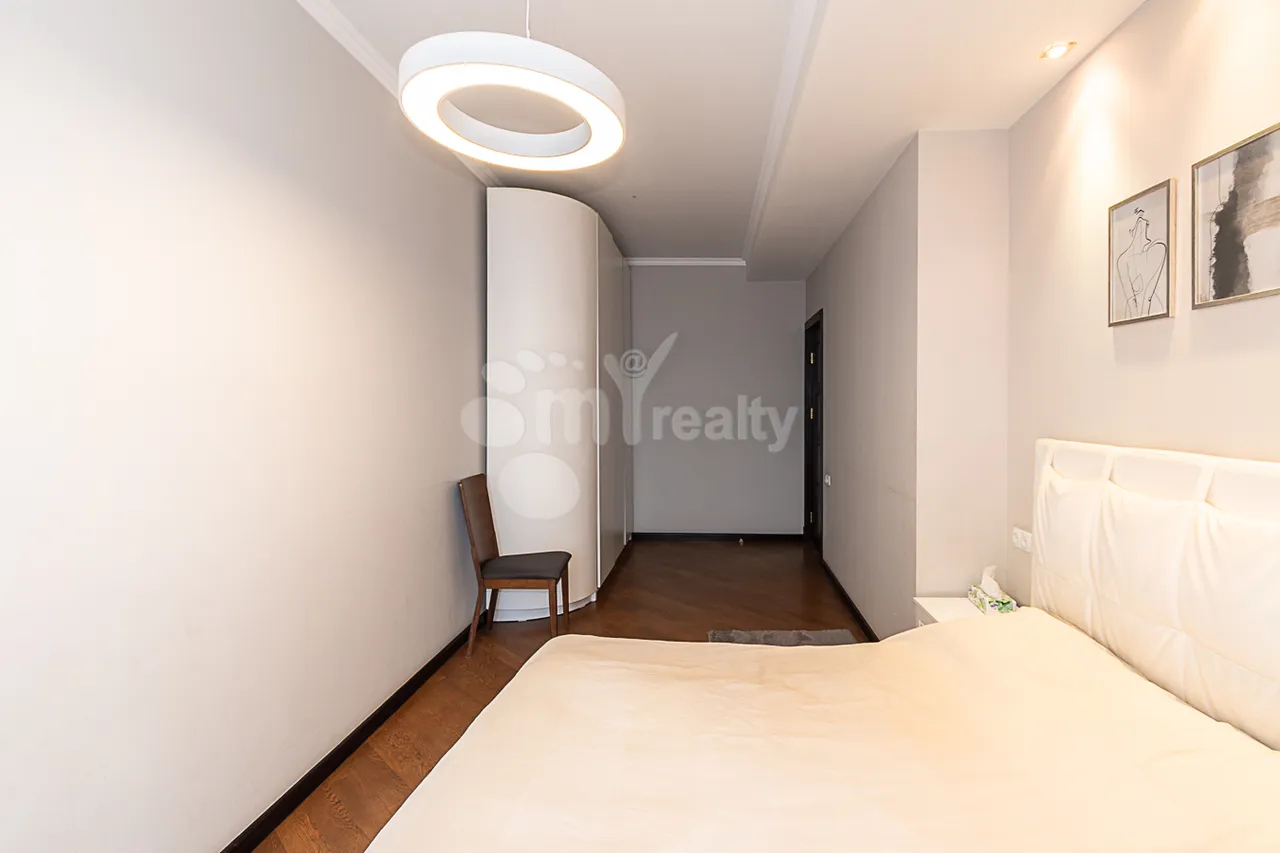 3 bedroom apartment for rent Tsitsernakaberd Highway, Center Yerevan, 159492
