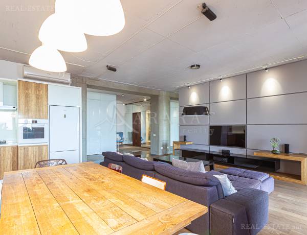 norakaruyc-bnakaran/2-senyakanoc/Antarayin+St/Center/Yerevan