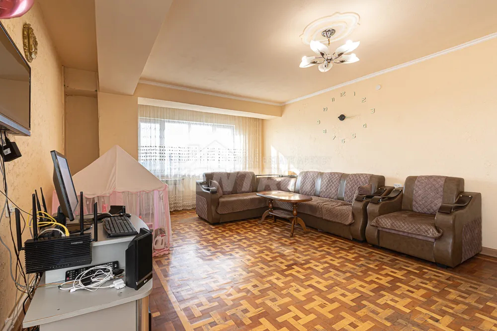 3-bedroom/apartment-for-sale/Adonts+St/Arabkir/Yerevan
