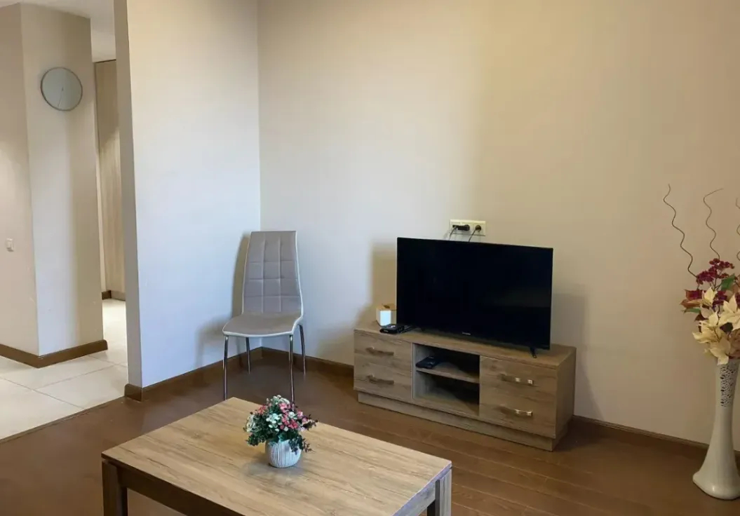 2 bedroom apartment for rent Buzand St, Center Yerevan, 159591