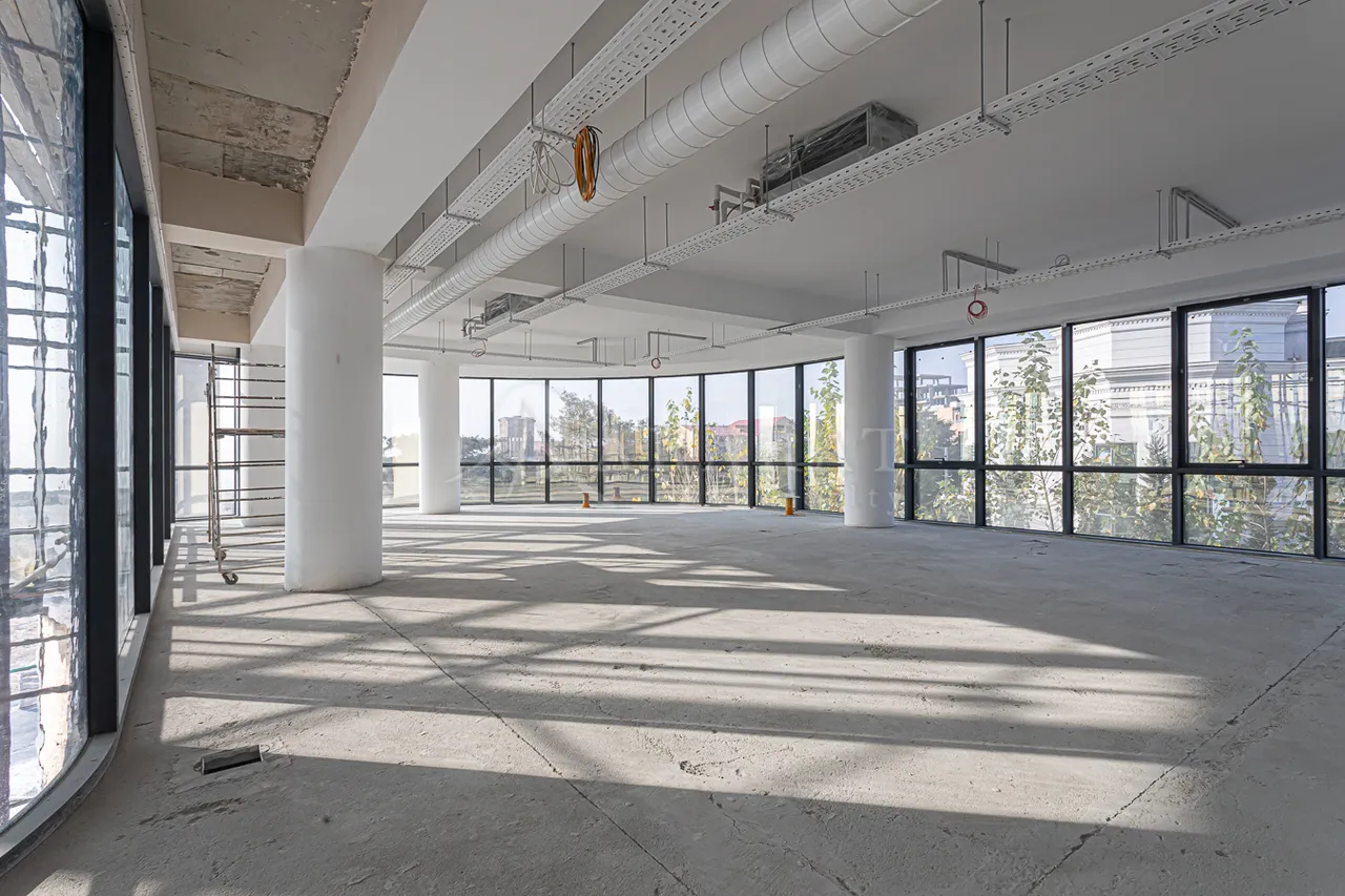 Commercial property for sale Azatutyan Ave, Arabkir Yerevan, 158321