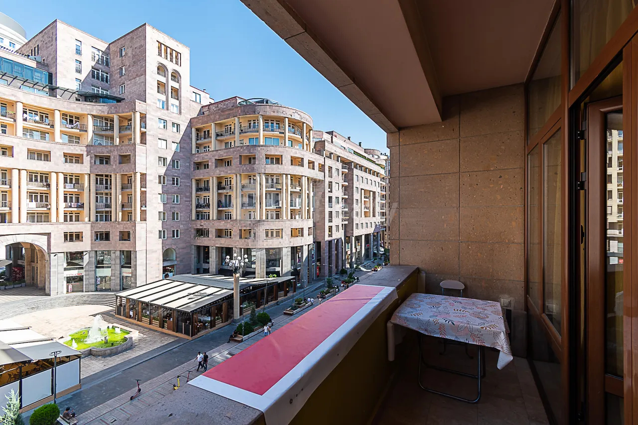 4 bedroom apartment for sale Northern(Hyusisayin)  Ave, Center Yerevan, 161341