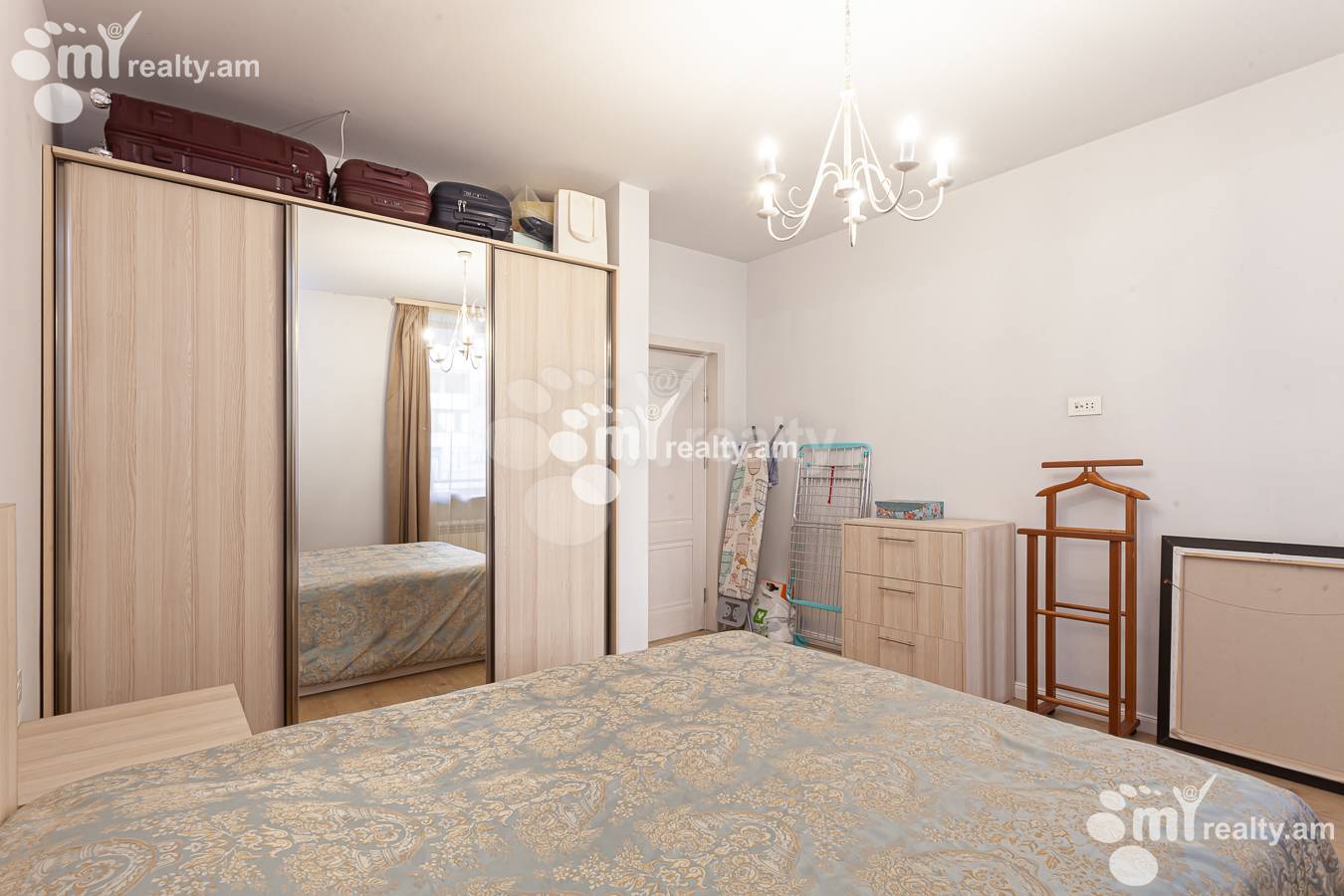 3 bedroom apartment for sale Aram St, Center Yerevan, 155987