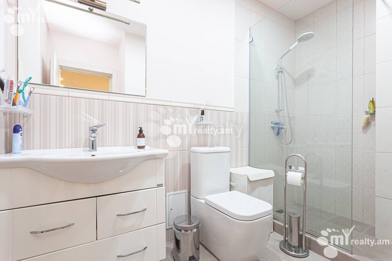 3 bedroom apartment for sale Aram St, Center Yerevan, 155987