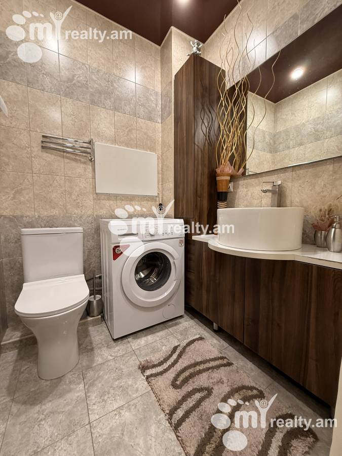 Купить 3 комнатную квартиру Ханзадян ул, Норк-Мараш Ереван, 156476