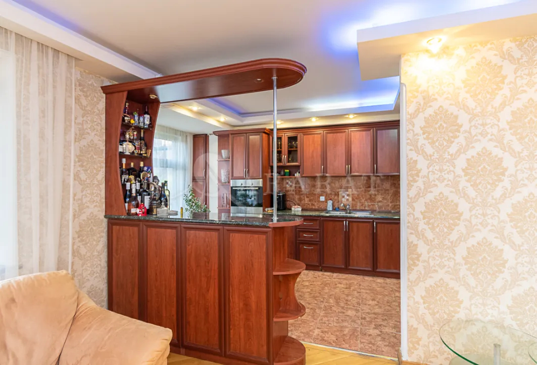 3 bedroom apartment for sale Davtashen 4 district, Davtachène Yerevan, 160362