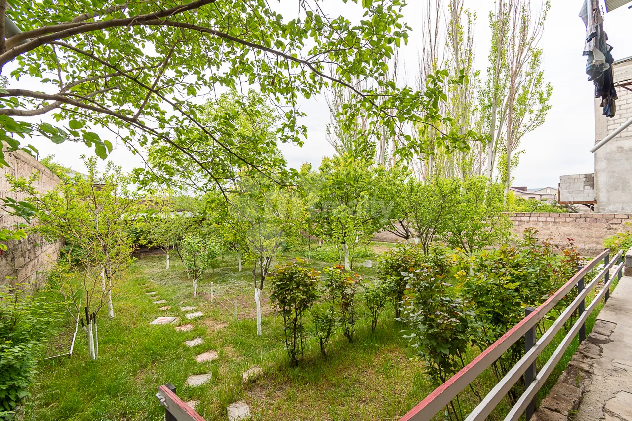 Առանձնատուն  Զովունի թաղ, Զովունի Կոտայք, 160474