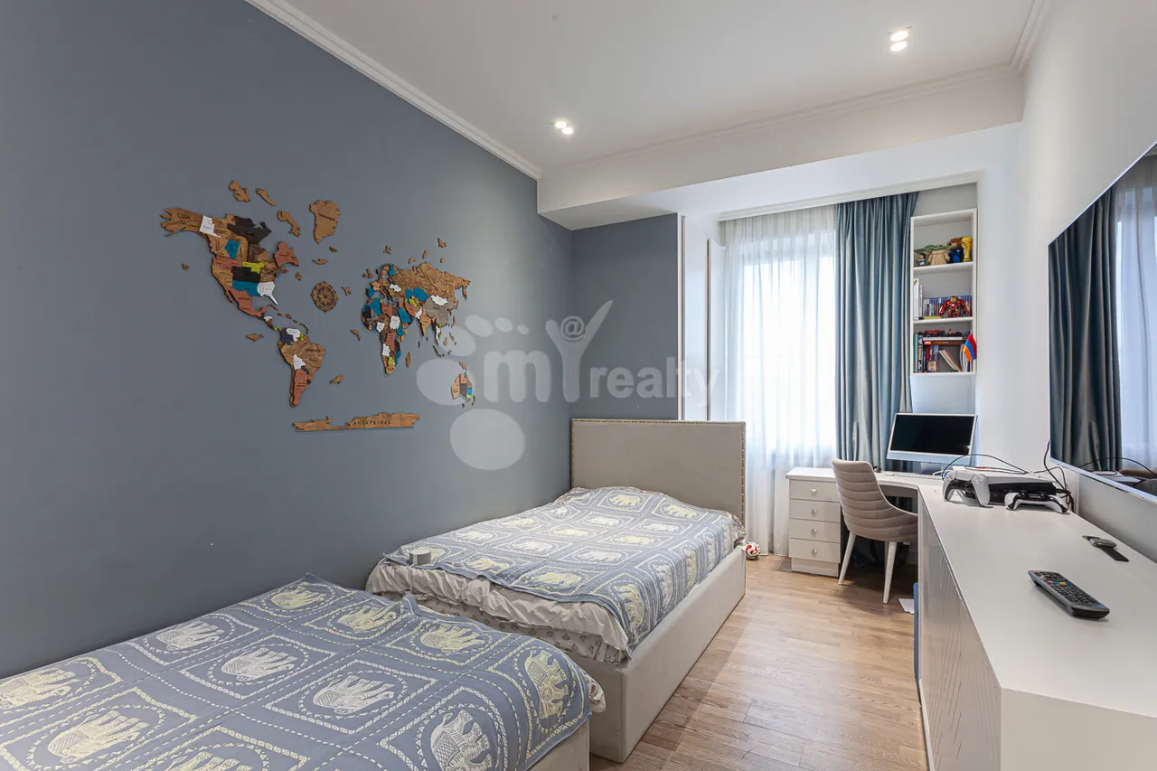 3 bedroom apartment for sale Orbeli Yeghbayrner   St, Arabkir Yerevan, 160315