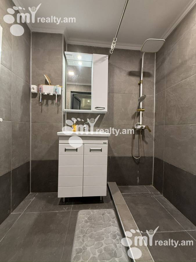 3 bedroom apartment for sale Shiraz St, Adjapnyak Yerevan, 161169