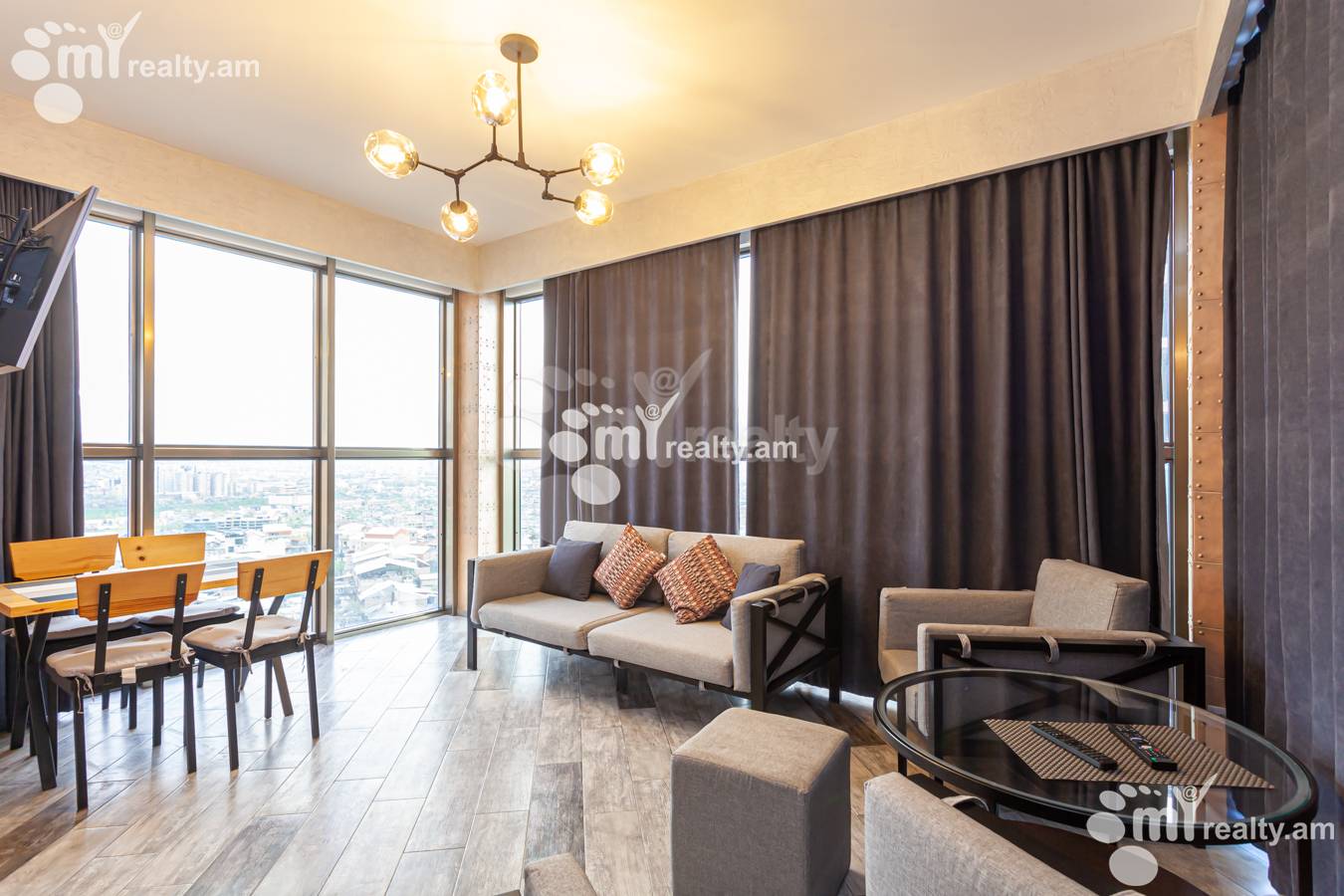 3 bedroom apartment for rent خیابان تِسی تِسِرناکابِرد, مرکز شهر ایروان, 148280