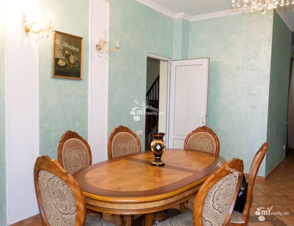 arandznatun-vacharq-Yerevan-Kanaqer-Zeytun