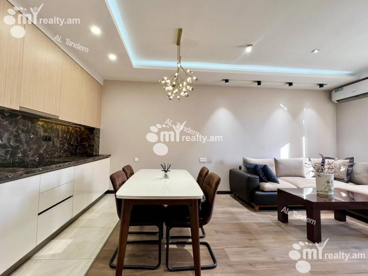 3 bedroom apartment for rent Amiryan St, Center Yerevan, 158245