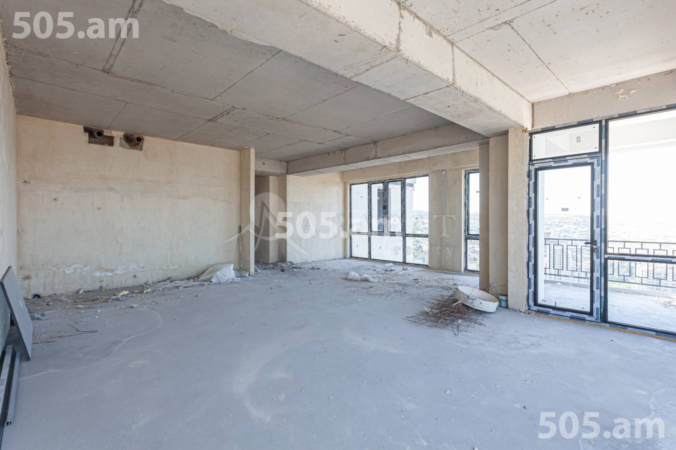 Купить 3 комнатную квартиру Гогол ул., Канакер-Зейтун Ереван, 155762