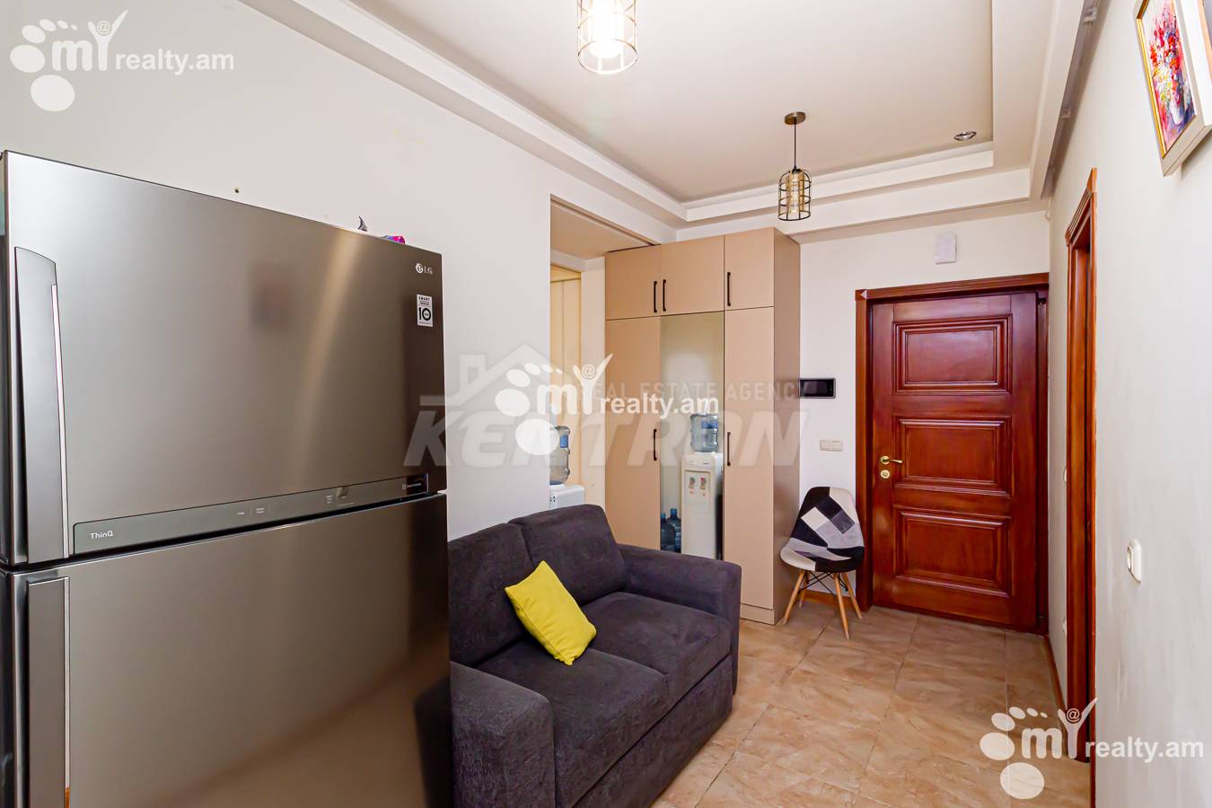 Купить 4 комнатную квартиру Антараин ул, Центр Ереван, 152704