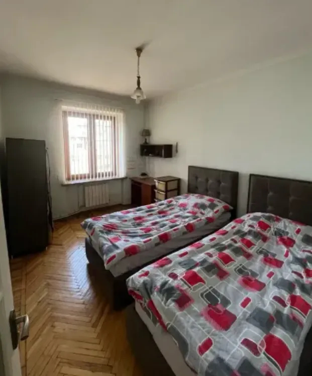 3 սենյականոց բնակարան  Մաշտոցի պող, Կենտրոն Երևան, 160222